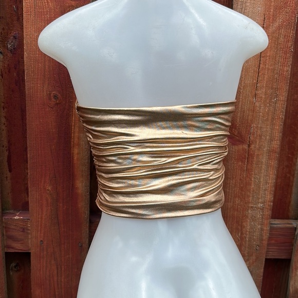 Fashion Nova Gold Strapless Ruched Tube Top Size S - Picture 5 of 7